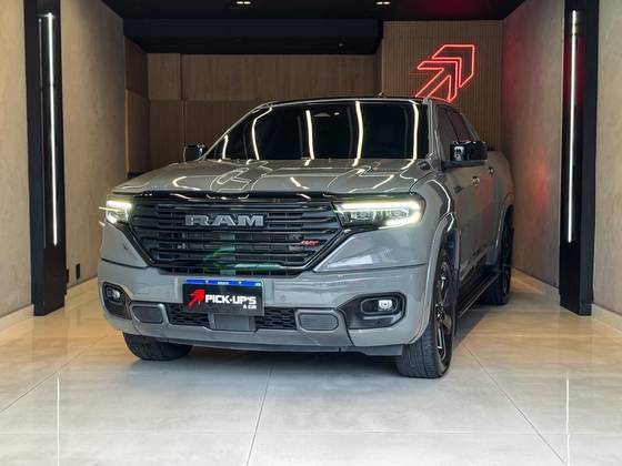 RAM RAMPAGE 2.0 HURRICANE 4 TURBO GASOLINA R/T 4X4 AUTOMÁTICO